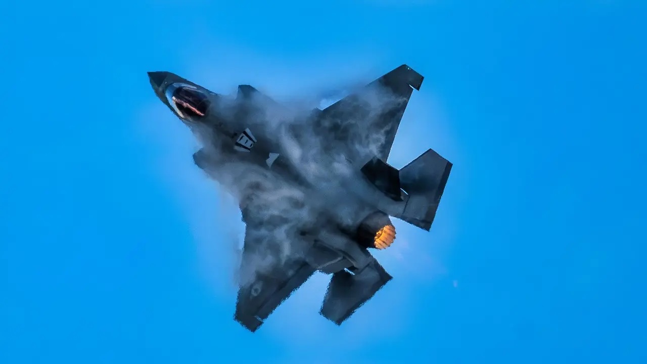 F-35: Stealth Chad of the Skies